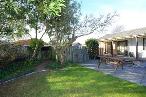 Photo of property in 21a Valecrest Avenue, Parklands, Christchurch, 8083