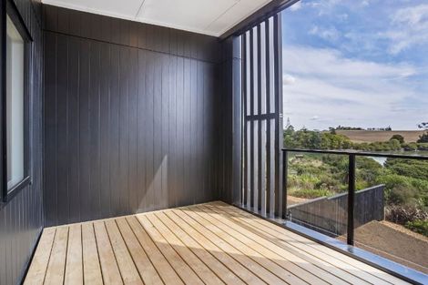 Photo of property in 62 Fort Lincoln Loop, Karaka, Papakura, 2113