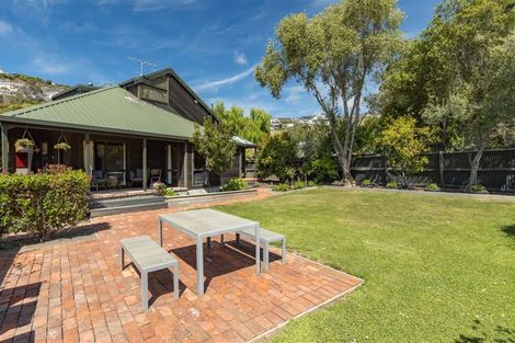 Photo of property in 106 Mccormacks Bay Road, Mount Pleasant, Christchurch, 8081