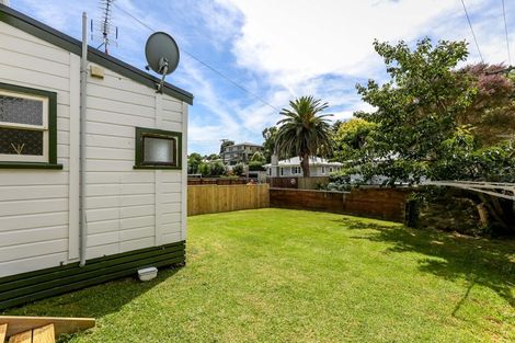 Photo of property in 43 Lorna Street, Lynmouth, New Plymouth, 4310