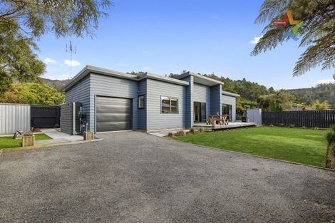 Photo of property in 428a Stokes Valley Road, Stokes Valley, Lower Hutt, 5019