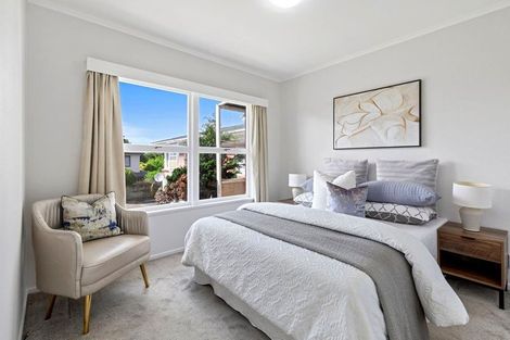 Photo of property in 1/13a Evelyn Place, Hillcrest, Auckland, 0627