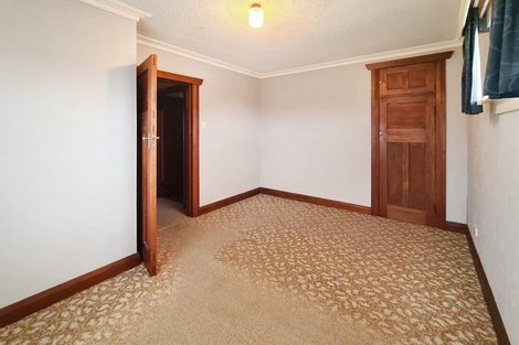 Photo of property in 12 Grey Street, Waitara, 4320