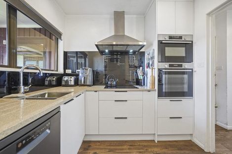 Photo of property in 7 Portree Place, Queenwood, Hamilton, 3210