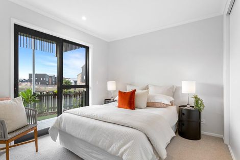 Photo of property in 1/2 Te Rito Road, Hobsonville, Auckland, 0616