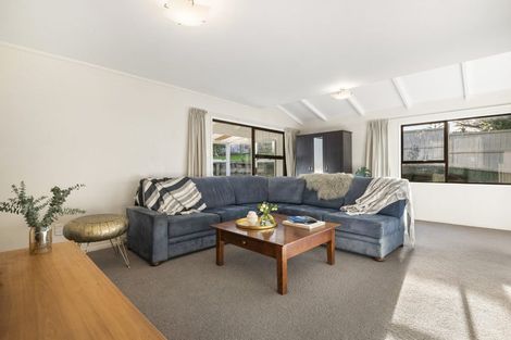 Photo of property in 1/163 Oaktree Avenue, Browns Bay, Auckland, 0630