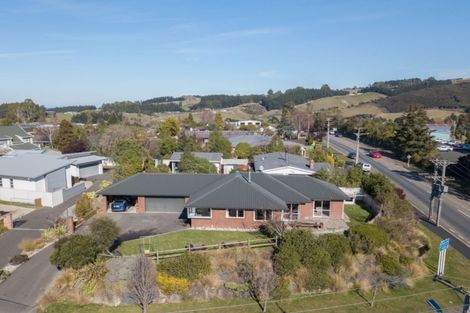 Photo of property in 4 Walton Park Avenue, Fairfield, Dunedin, 9018