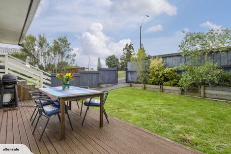 Photo of property in 800 East Coast Road, Oteha, Auckland, 0630
