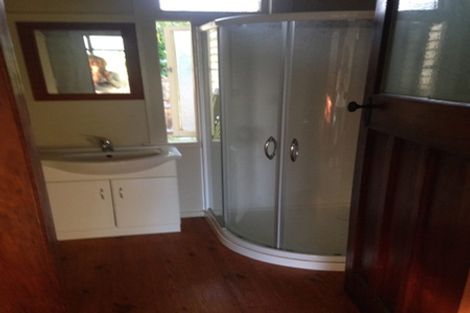 Photo of property in 17 Lyndon Street, Riccarton, Christchurch, 8011