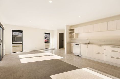 Photo of property in 10 Waddell Street, Lake Hawea, 9382