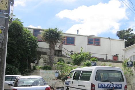 Photo of property in 12 Albany Avenue, Mount Victoria, Wellington, 6011