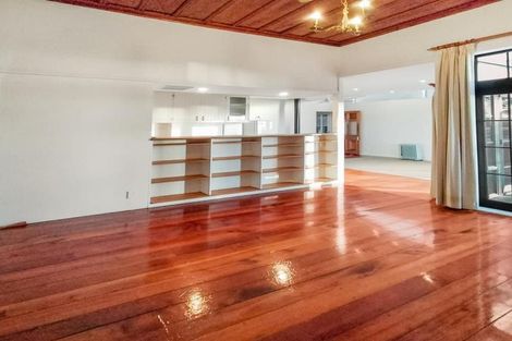 Photo of property in 531 Marine Parade, Napier South, Napier, 4110