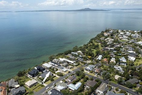 Photo of property in 119 Churchill Road, Rothesay Bay, Auckland, 0630
