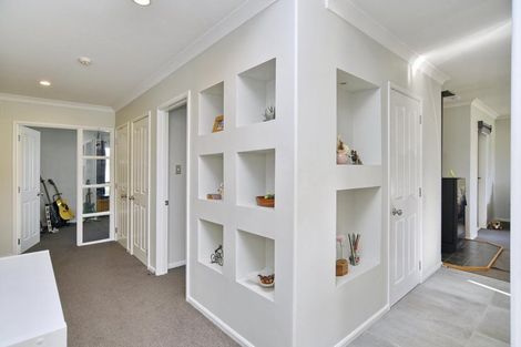 Photo of property in 29 Linkwater Way, Parklands, Christchurch, 8083