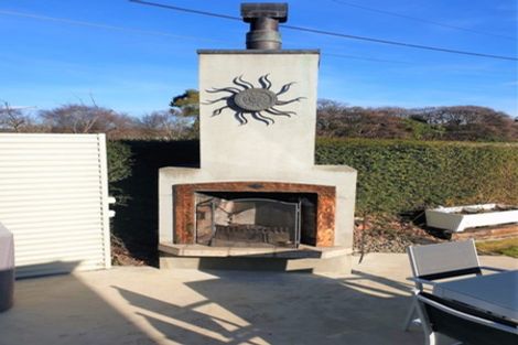 Photo of property in 74 Awamoa Road, Holmes Hill, Oamaru, 9401