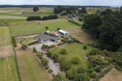 Photo of property in 485 Waitarere Beach Road, Waitarere, Levin, 5574