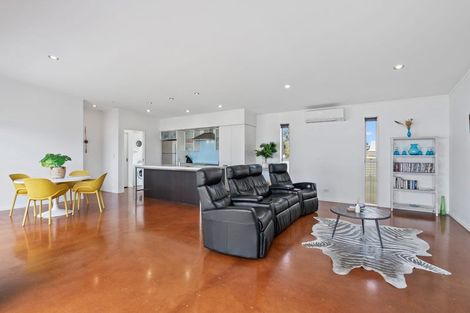 Photo of property in 31 Ata-mahina Way, Ruakaka, 0116