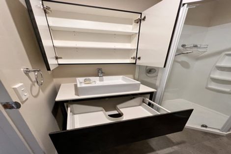 Photo of property in 4/10 Ruru Street, Eden Terrace, Auckland, 1021