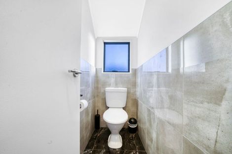 Photo of property in 1/6 Eastern Beach Road, Eastern Beach, Auckland, 2012