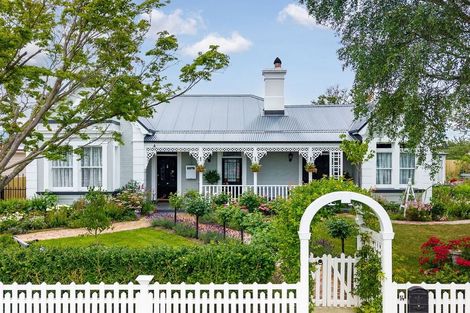 Photo of property in 14 Exeter Street, Waimate, 7924