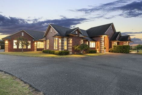 Photo of property in 5 Kingscliff Rise, Dairy Flat, Albany, 0792