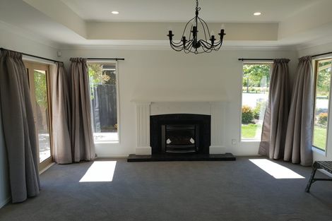 Photo of property in 2 Tanu Place, Parklands, Christchurch, 8083