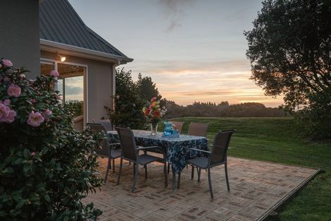 Photo of property in 20 Derham Road, Te Horo, Otaki, 5581