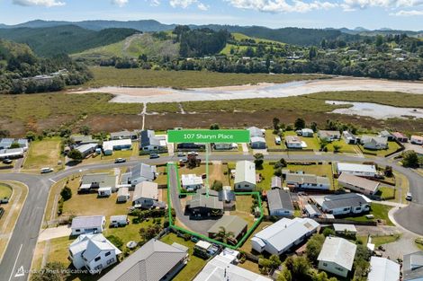Photo of property in 107 Sharyn Place, Whangamata, 3620