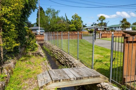 Photo of property in 11 Madden Place, Solway, Masterton, 5810