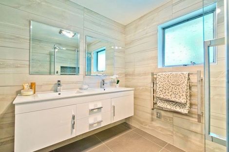 Photo of property in 33 Bexley Place, Pahurehure, Papakura, 2113