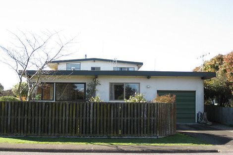 Photo of property in 1/11 Goodger Street, Waipukurau, 4200