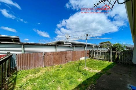 Photo of property in 4 Simons Street, Moturoa, New Plymouth, 4310