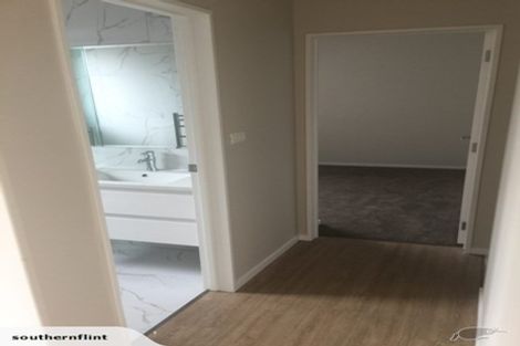 Photo of property in 17 Mangatiti Street, Papakura, 2110