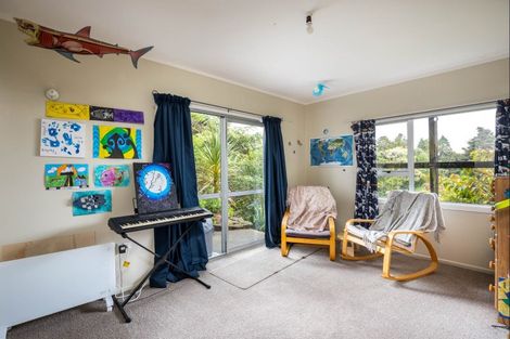 Photo of property in 11 Cowling Road, Hurdon, New Plymouth, 4310