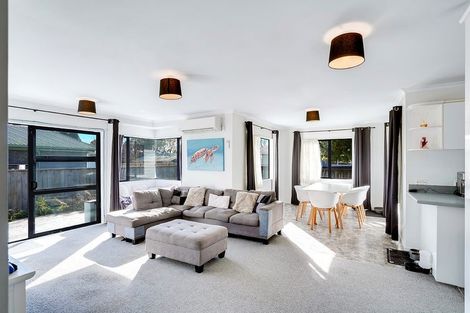 Photo of property in 27 Penney Green, Nawton, Hamilton, 3200