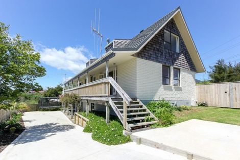 Photo of property in 119 Wairau Road, Oakura, 4314