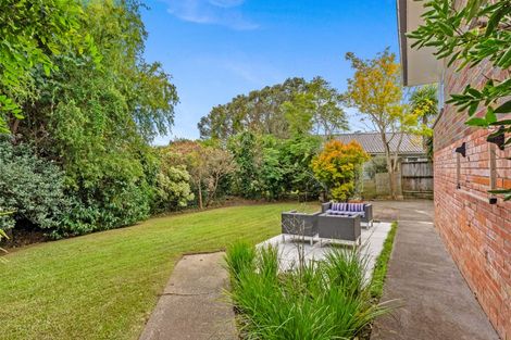 Photo of property in 1/9a Eversleigh Road, Belmont, Auckland, 0622