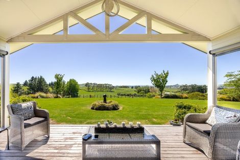 Photo of property in 38 Jg Wilson Drive, Waipukurau, 4281
