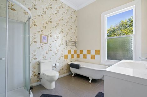 Photo of property in 41 Queen Street, Cambridge, 3434