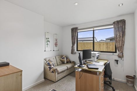 Photo of property in 4 Iwanui Close, Waitara, 4320