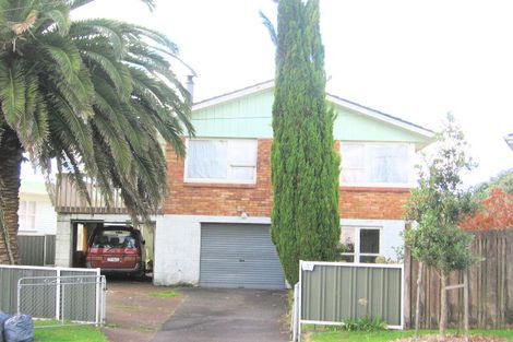 Photo of property in 3 Robert Burke Place, Henderson, Auckland, 0612