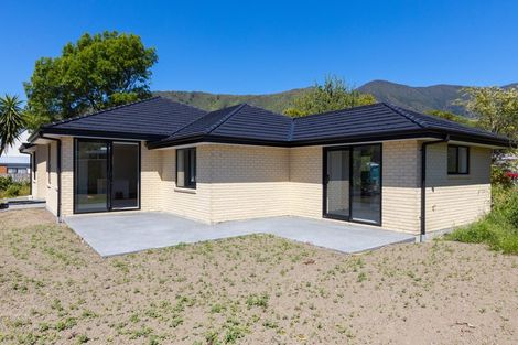 Photo of property in 213a Waikawa Road, Waikawa, Picton, 7220