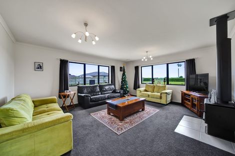 Photo of property in 476 Turuturu Road, Hawera, 4674