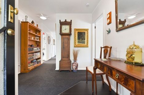 Photo of property in 5 Vectis Road, Hillcrest, Hamilton, 3216