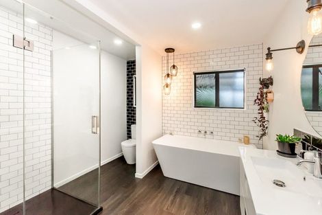 Photo of property in 36 Hollis Road, Paraparaumu Beach, Paraparaumu, 5032