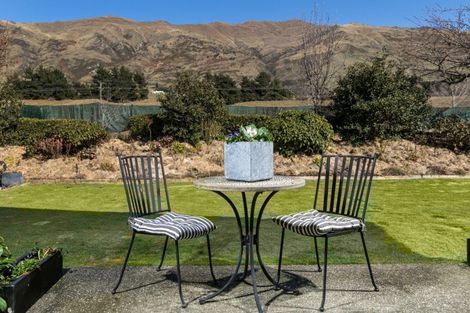 Photo of property in 50 Kelliher Drive, Wanaka, 9305