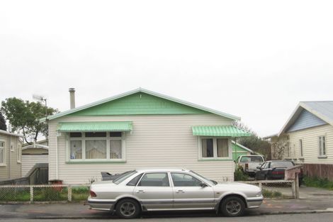 Photo of property in 5 Creagh Street, Te Awa, Napier, 4110
