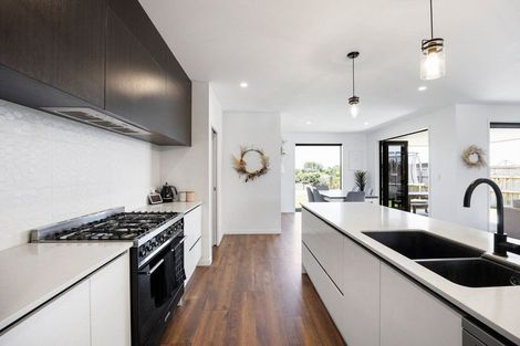 Photo of property in 7 Hyatt Close, Leamington, Cambridge, 3432