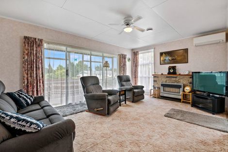 Photo of property in 13 Pukeko Place, Tokoroa, 3420