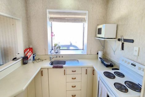 Photo of property in 11 Te Ngaere Place, Merrilands, New Plymouth, 4312